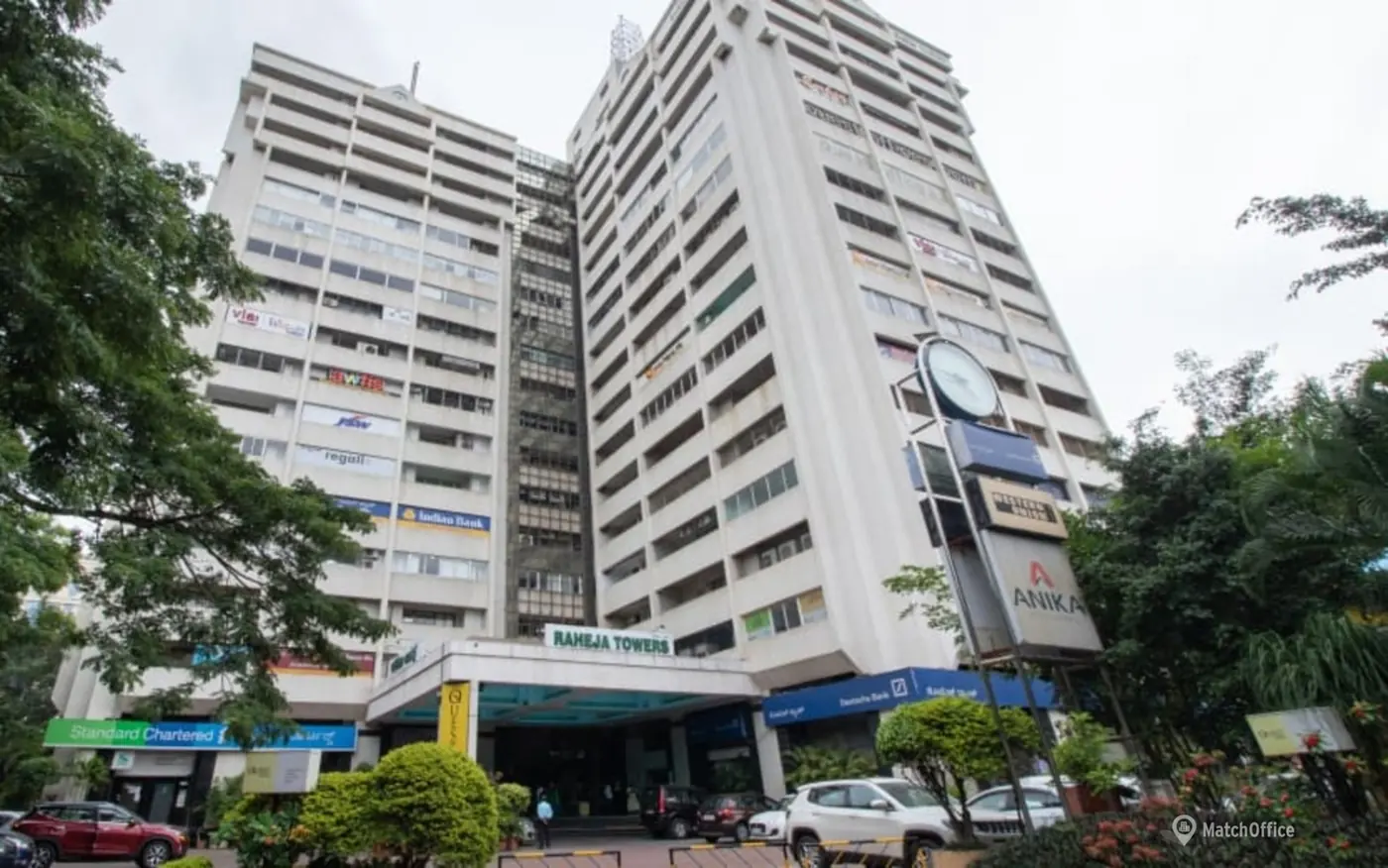 Raheja Towers on Mahatma Gandhi Road, Bengaluru, seen from the street.